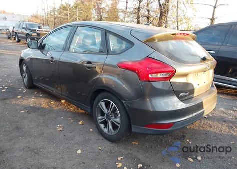 2016 Ford Focus Se из США, поврежденный, VIN 1FADP3KE4GL240335